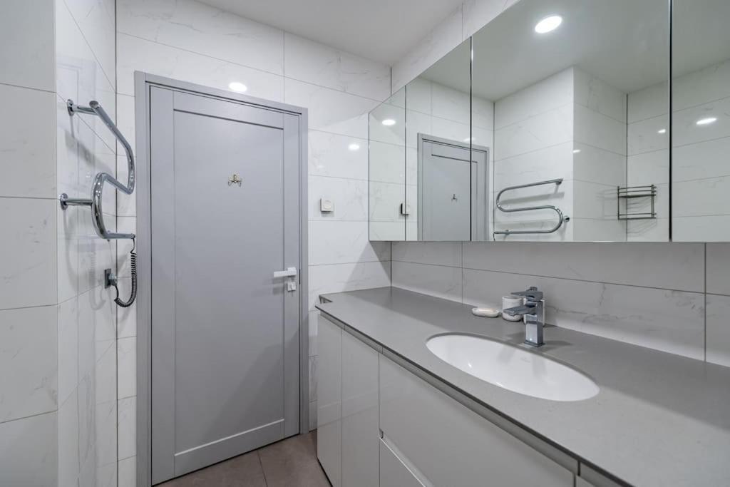 Bright Kaunas Apartment With Castle View Εξωτερικό φωτογραφία